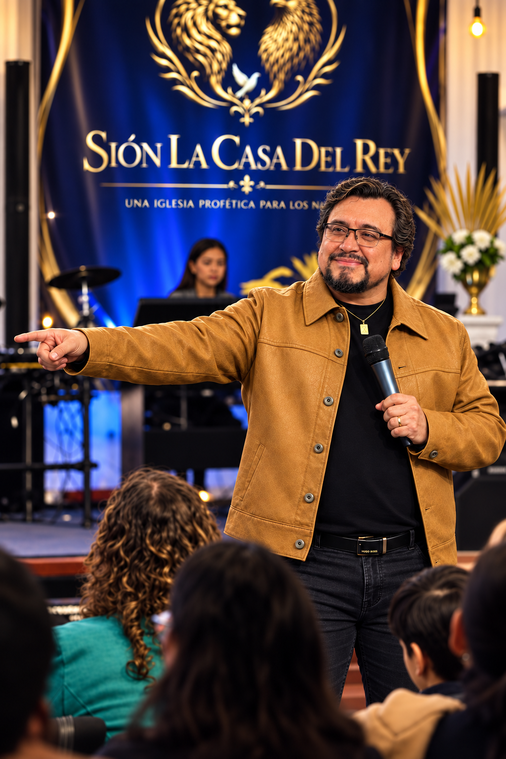 Danilo Oneto ministrando en Sión La Casa del Rey
